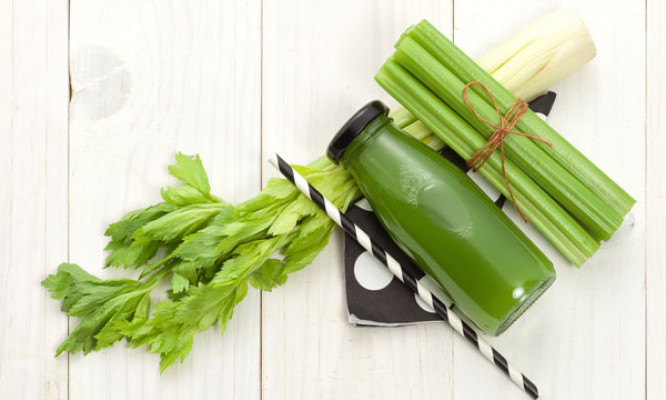 5 lợi ích sức khỏe tuyệt vời của nước ép cần tây