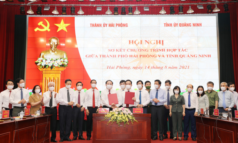Chìa khoá để phát triển KT-XH nhanh, bền vững