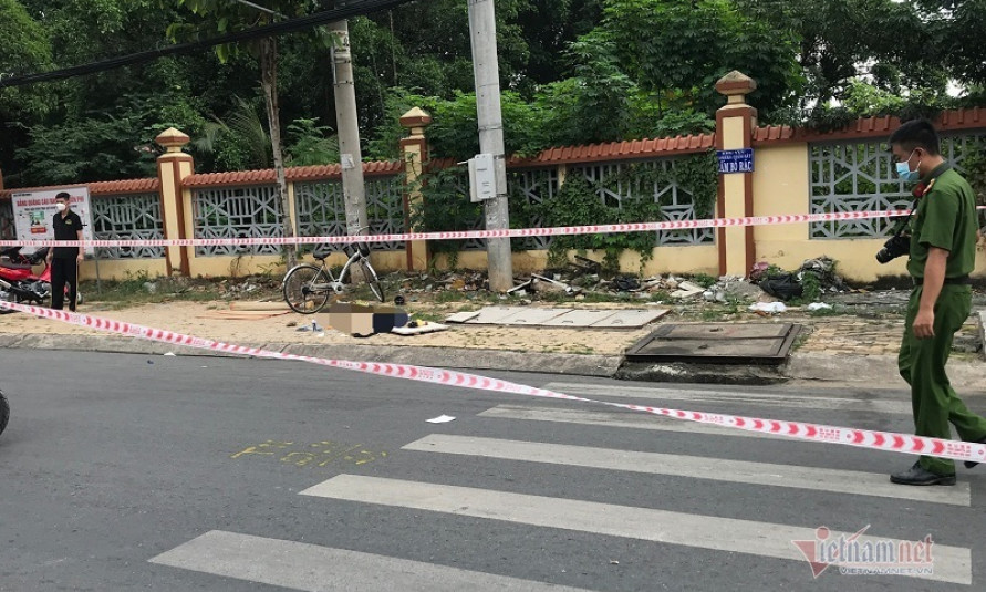 Đang đạp xe, nam bảo vệ ở Bình Dương bất ngờ ngã xuống đường tử vong