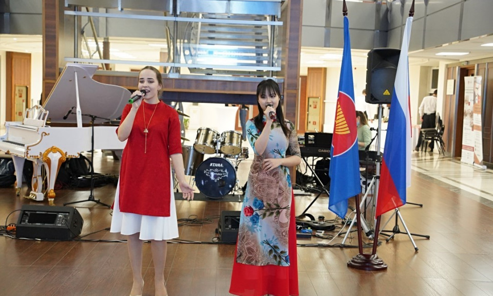Nga thúc đẩy ngoại giao văn hoá với ASEAN