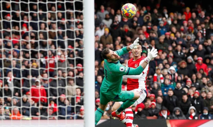 Arsenal bám sát top 4,Newcastle, Ngoại hạng Anh