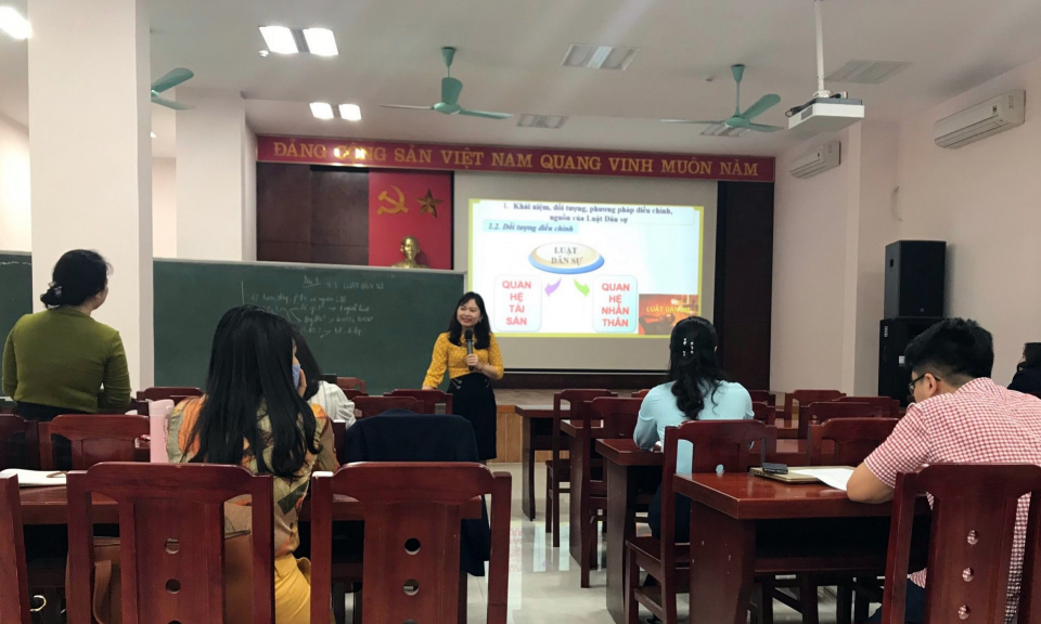 Đổi mới, nâng cao chất lượng đào tạo, bồi dưỡng cán bộ