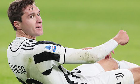 Juventus đã khốn lại càng thêm khó