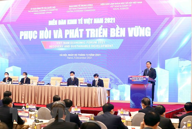 Chu tich Quoc hoi khai mac Dien dan Kinh te Viet Nam 2021 hinh anh 1