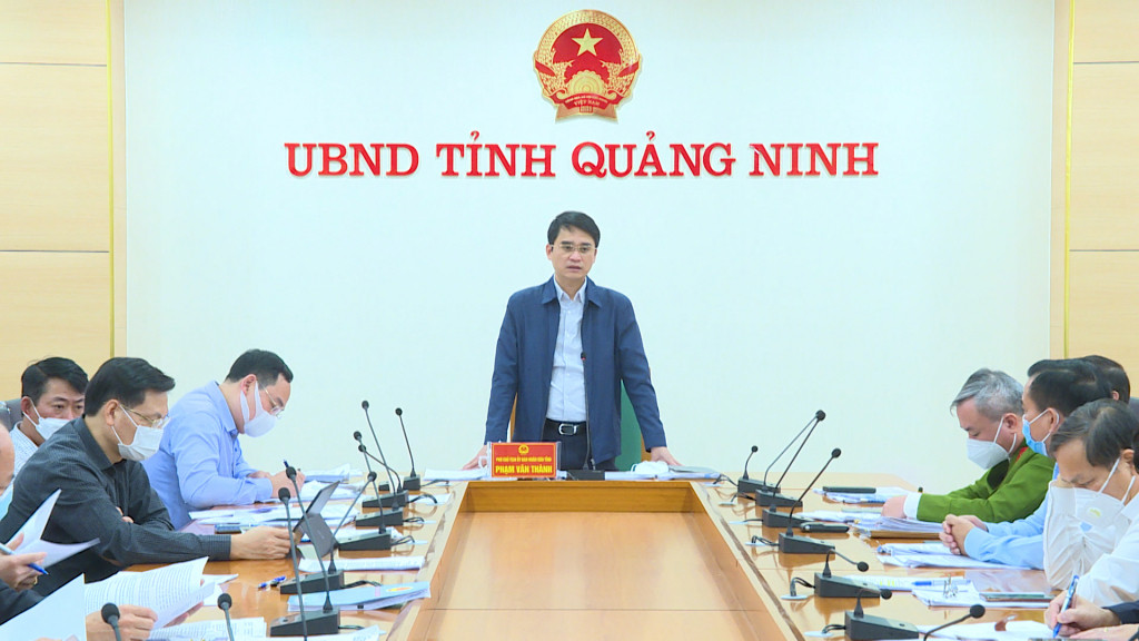 Đồng chí Phạm Văn Thành, Phó Chủ tịch UBND tỉnh phát biểu chỉ đạo tại hội đồng thẩm định.