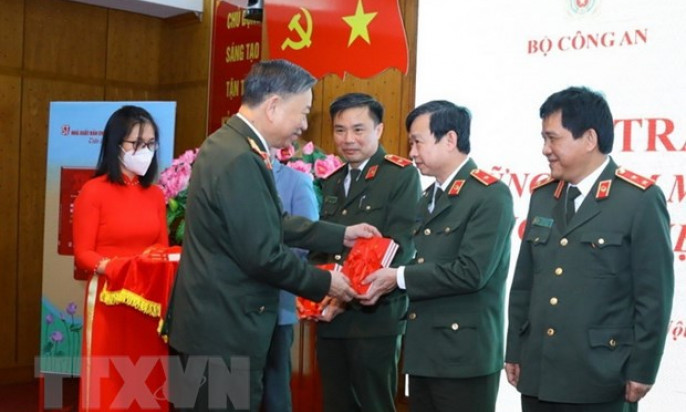 Những điểm mới về an ninh quốc gia qua cuốn sách của Bộ trưởng Công an