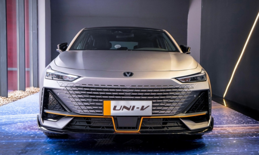 Tuyệt tác sedan mới trình làng: Thiết kế làm lu mờ Kia K3, trang bị đe nẹt Hyundai Elantra
