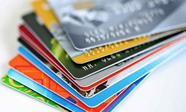 Đề xuất xin lùi thời hạn chuyển đổi thẻ từ ATM sang thẻ chip