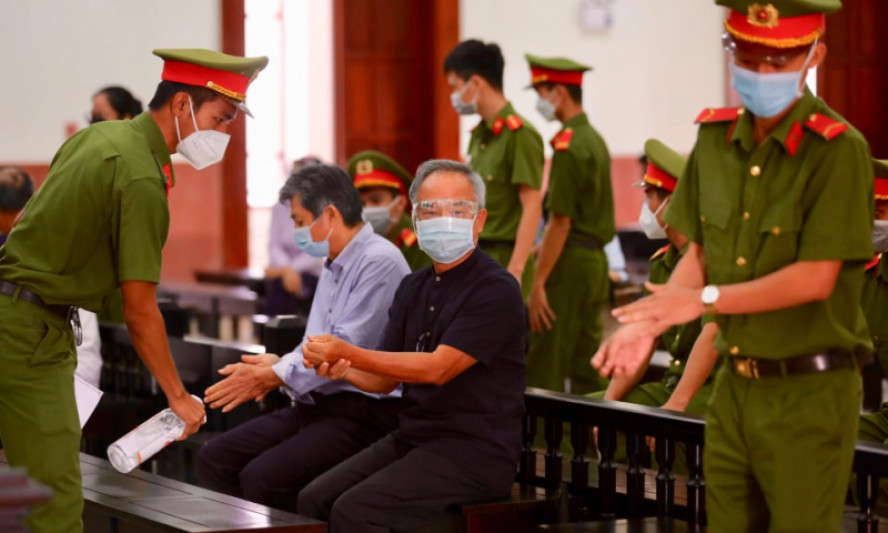 Y án đối với Nguyễn Thành Tài và Chủ tịch Công ty Hoa Tháng Năm về vụ "đất vàng"