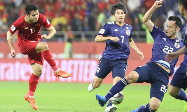 Đỗ Hùng Dũng lỡ AFF Cup 2020