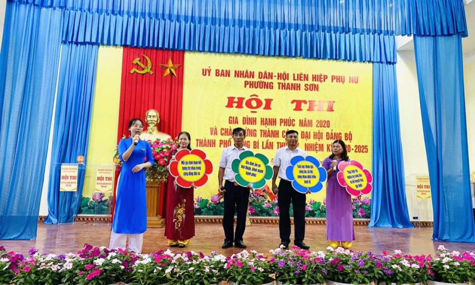 Phụ nữ tham gia xây dựng đời sống văn hóa: Lan tỏa từ gia đình tới cộng đồng