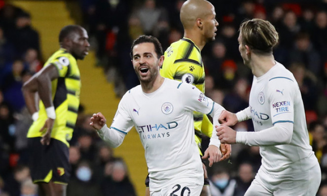 Man City vươn lên đỉnh bảng Premier League