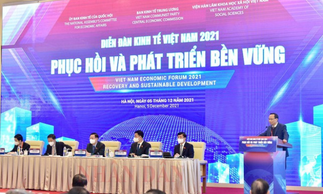 Chuyên gia đề xuất gói hỗ trợ lên tới 843 nghìn tỷ đồng phục hồi, phát triển kinh tế