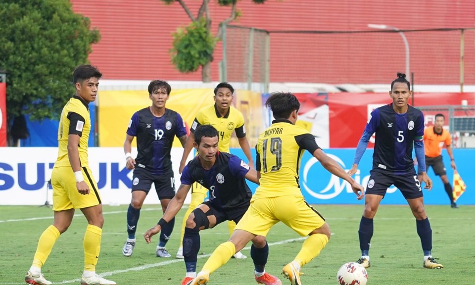 Malaysia thắng Campuchia 3-1 ở trận ra quân AFF Cup