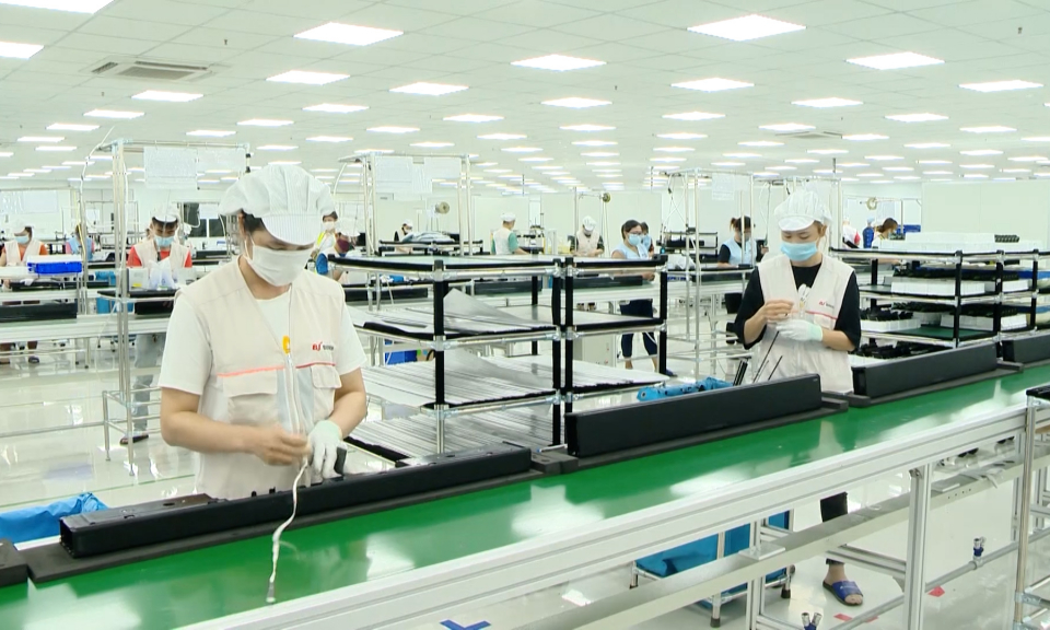 Thu hút đầu tư vào công nghiệp: Tạo thêm nhiều việc làm cho người lao động