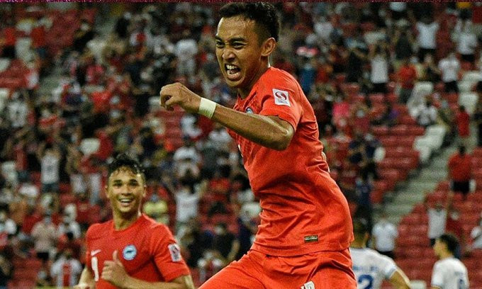 Singapore tiến gần bán kết AFF Cup