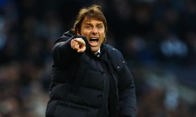Tottenham hoãn trận Conference League vì 13 ca Covid-19