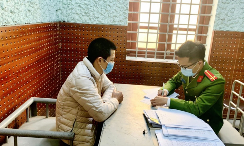 Làm giả giấy xét nghiệm COVID - 19, hai đối tượng bị khởi tố