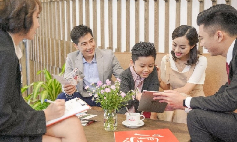 Vì sao mua bảo hiểm được ví như tiêm vaccine?