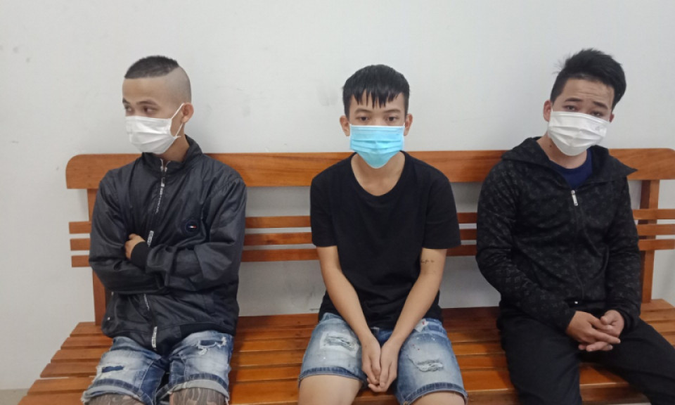 Không được gặp con, chàng rể chém bố vợ tử vong