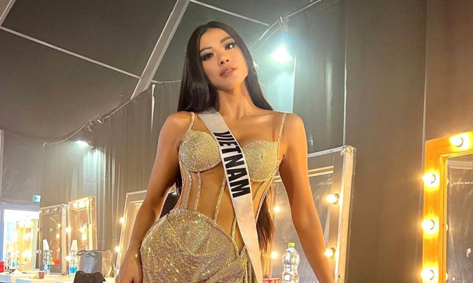 Kim Duyên thi bán kết Miss Universe