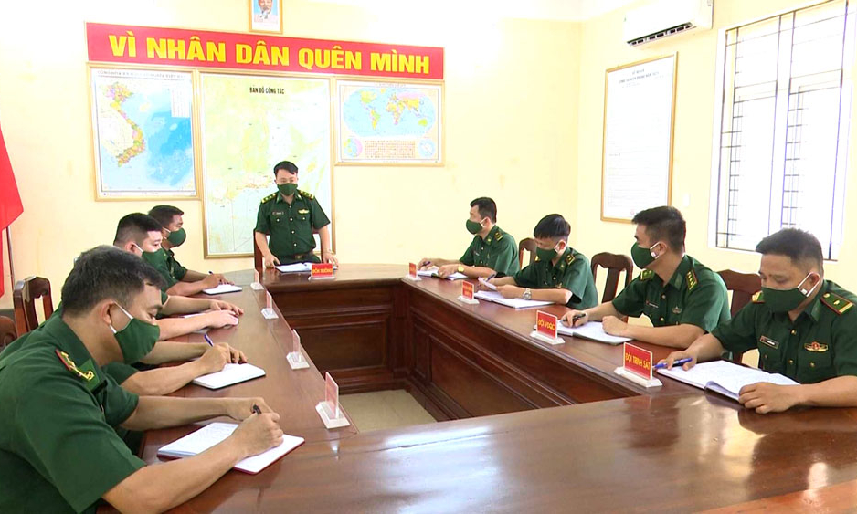 Phòng chống Covid - 19 trên tuyến biển ở Cẩm Phả
