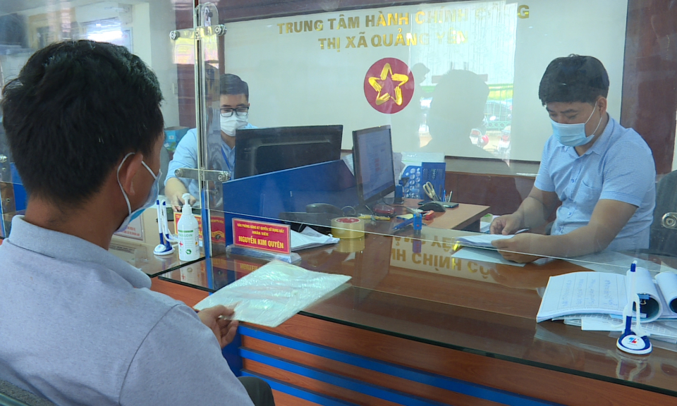 Giải quyết thủ tục hành chính nhanh gọn, hiệu quả