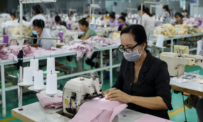 Labor shortage still stalks industry