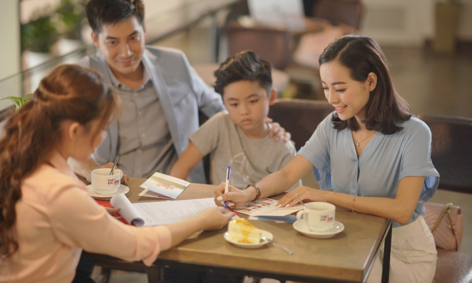 Giải pháp nào "gỡ khó" cho người mua bảo hiểm mùa dịch