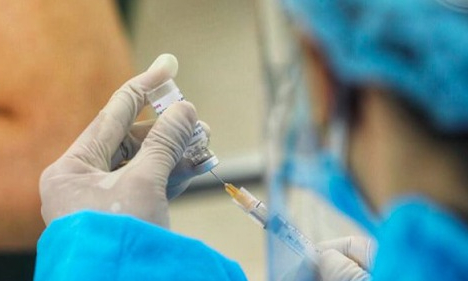 Vụ nam sinh tiêm liên tiếp 2 mũi vaccine phòng COVID-19: Kiểm điểm tổ tiêm