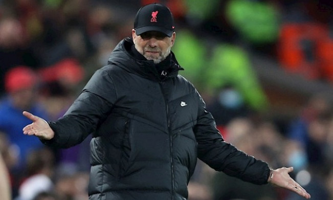 Liverpool dính án phạt từ Champions League