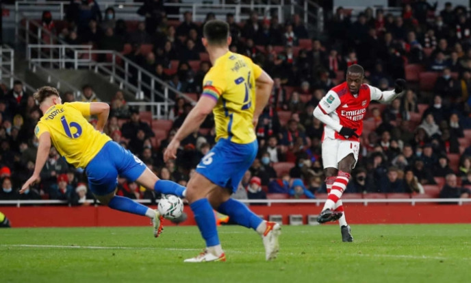 Arsenal vào bán kết Cup Liên đoàn