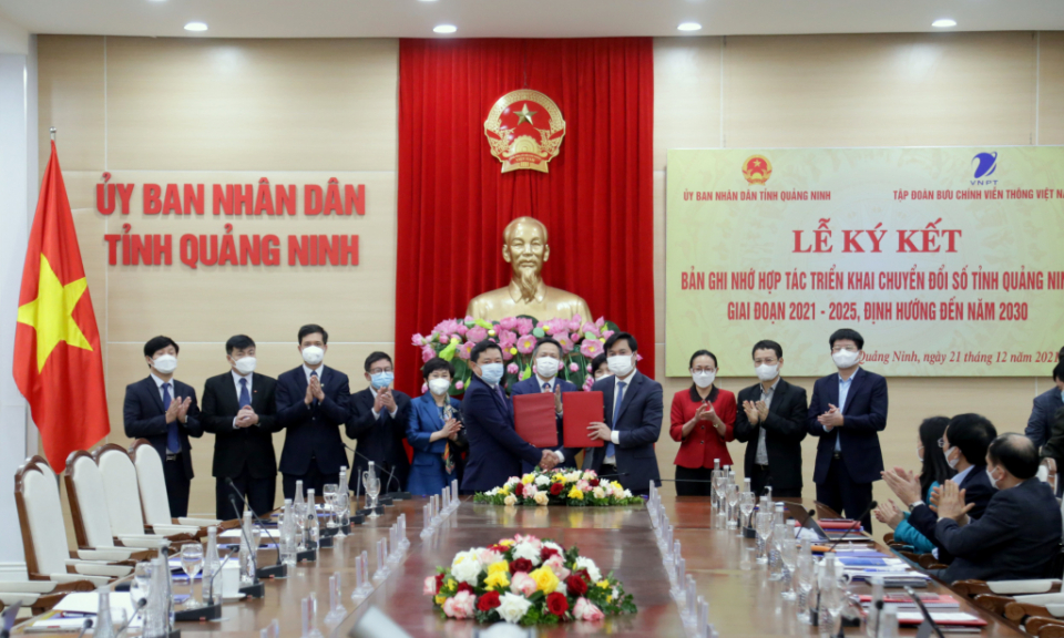 Quang Ninh and VNPT inked MOU on digital transformation 