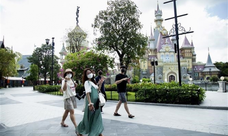 Việt Nam's tourism ministry seeks to restore visa exemption, welcome back foreign tourists via sea, road