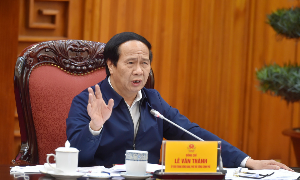 Phấn đấu giải phóng sớm nhất lượng xe ùn ứ ở các cửa khẩu Quảng Ninh, Lạng Sơn