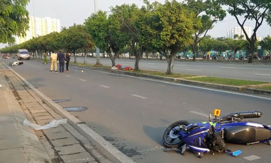 Hai người thương vong sau cú va chạm cực mạnh giữa 2 xe gắn máy