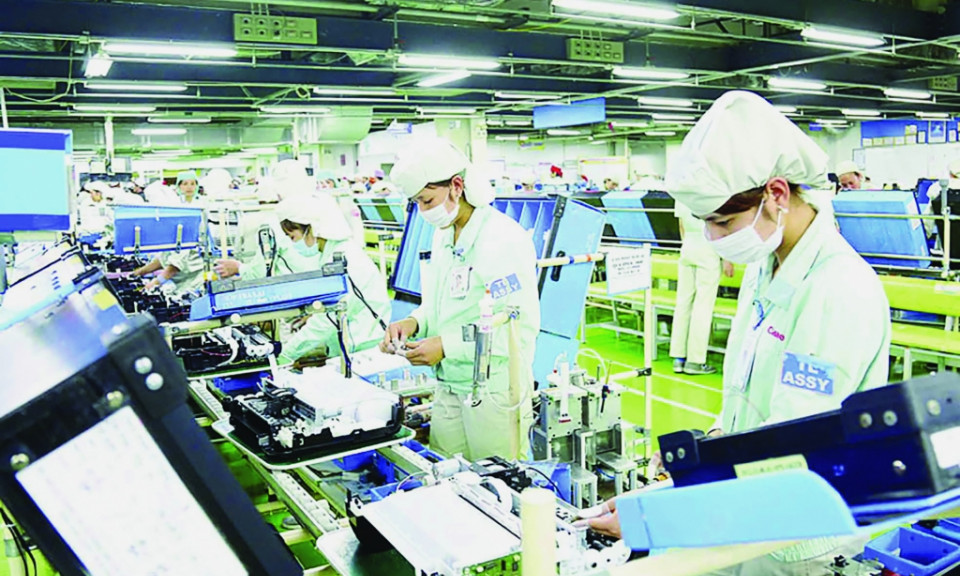Việt Nam đang tiếp tục chuyển đổi sang các ngành công nghiệp có giá trị cao