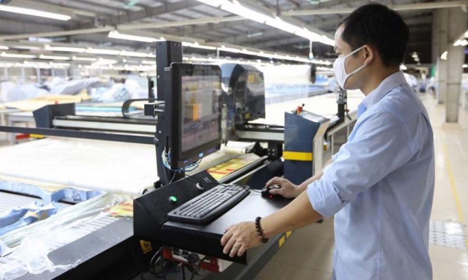 Promoting digital transformation seen as "vaccine" for economic recovery