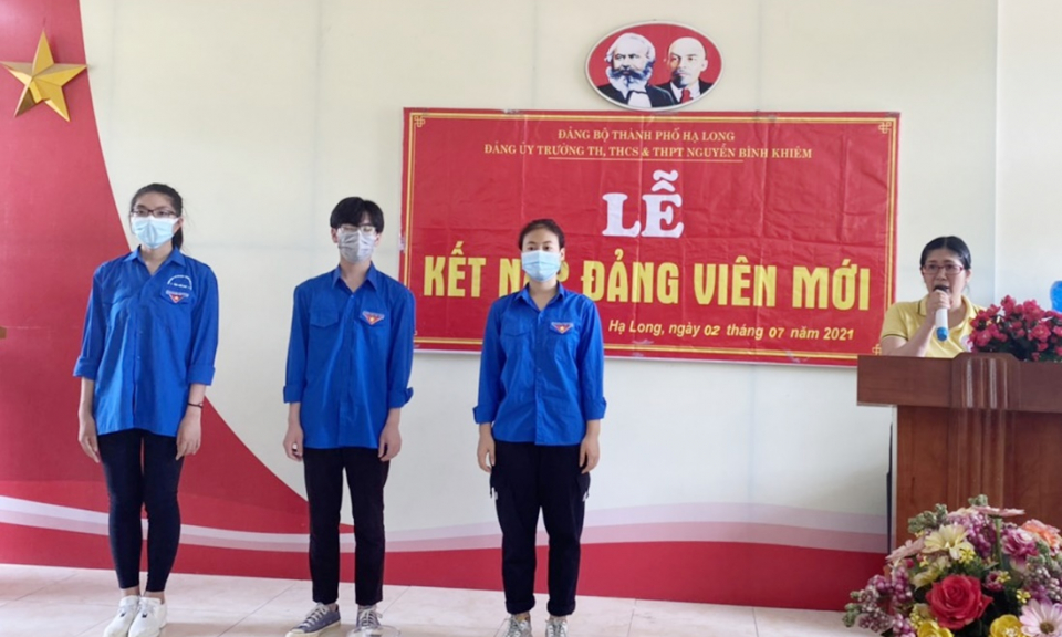 Chú trọng tạo nguồn, phát triển Đảng trong thanh niên
