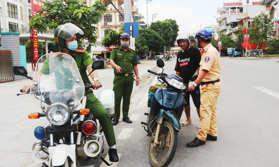 Bình Liêu: Đẩy mạnh tuyên truyền Luật Giao thông đường bộ cho đồng bào dân tộc thiểu số