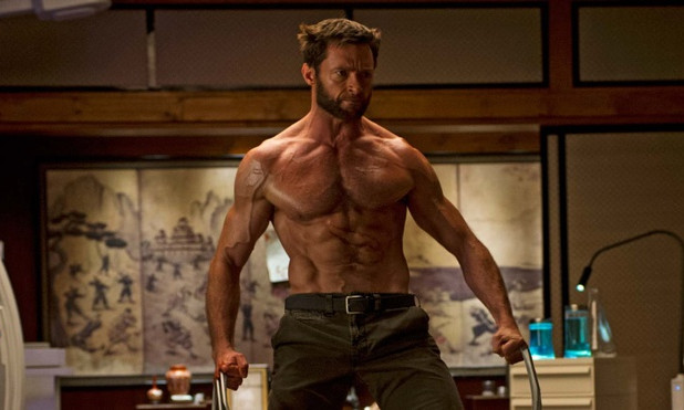 Hugh Jackman mắc Covid-19