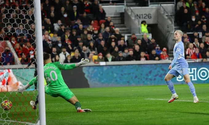 Man City thắng trận thứ 10 liên tiếp