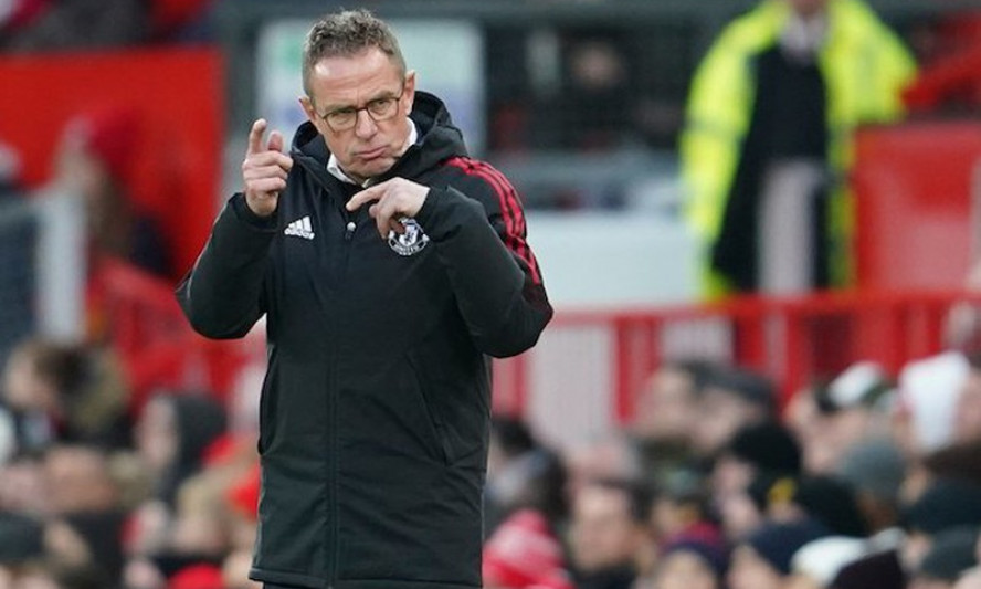 Man United lục đục nội bộ