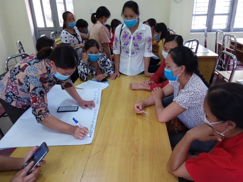 Hội viên phụ nữ trên địa bàn huyện Ba Chẽ luôn chủ động, tích cực tham gia các lớp tập huấn chuyên đề liên quan đến giải quyết các vấn đề xã hội.