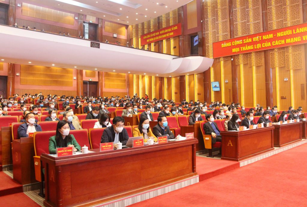 Các đại biểu tham dự hội nghị tại điểm cầu trung tâm.