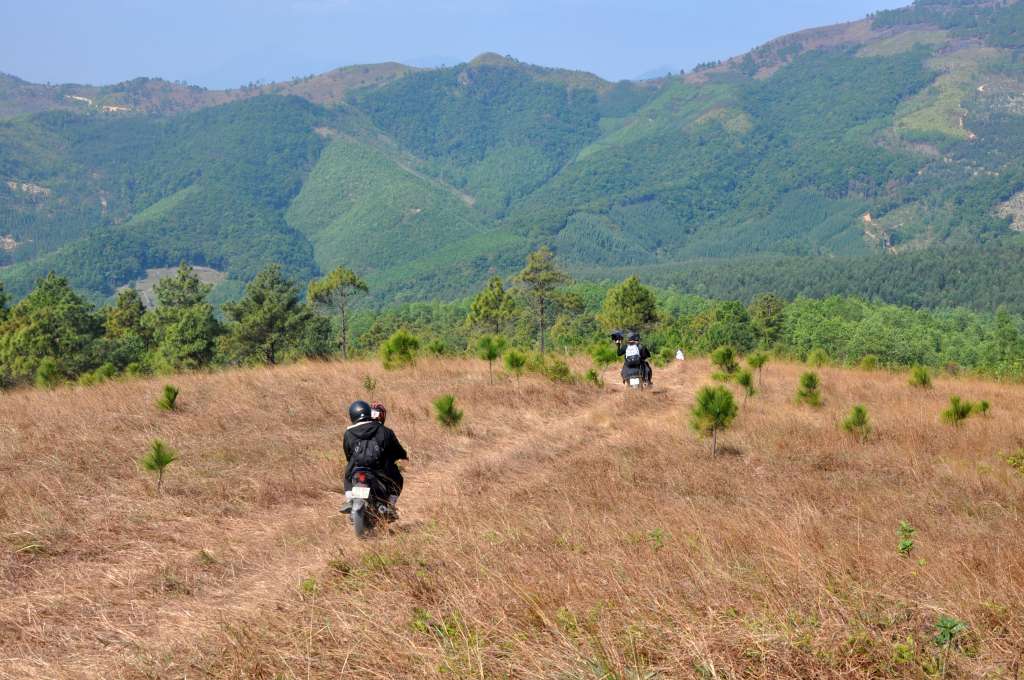 Youngsters often ride motorcycles to explore the beautiful scenery here.