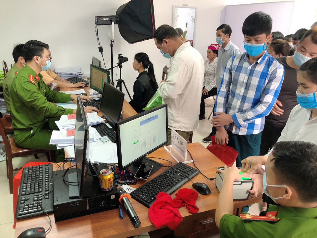 Nhiều sáng kiến đã được Công an Quảng Ninh áp dụng có hiệu quả trong công tác cấp Căn cước công dân gắn chip điện tử.