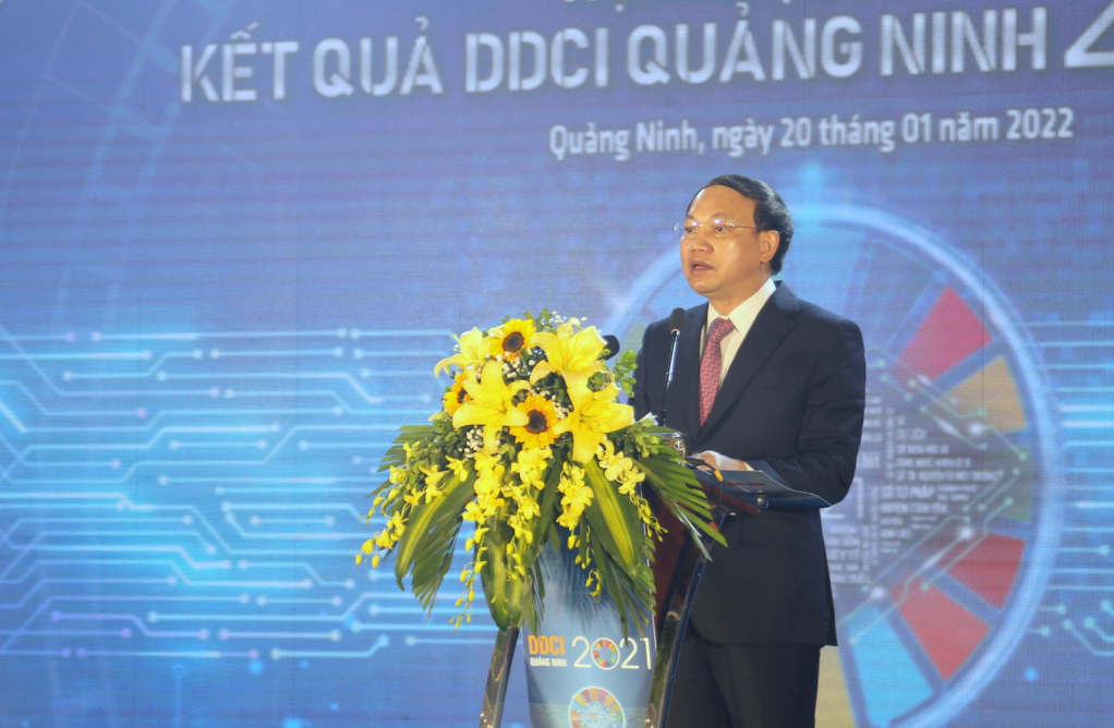 Secretary of the Provincial Party Committee cum Chairman of the Provincial People's Council, Nguyen Xuan Ky, delivered a speech at the conference.