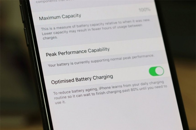Muốn tăng tuổi thọ cho pin iPhone hãy kích hoạt ngay tính năng này
