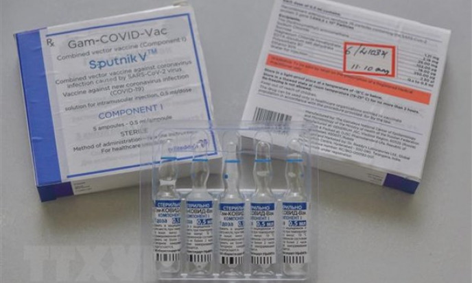Nga sắp lưu hành vaccine ngừa COVID-19 Sputnik V dạng xịt mũi
